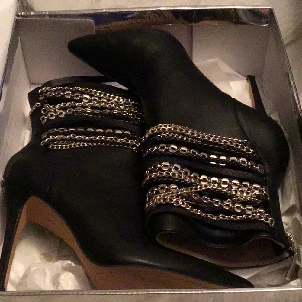 HighHeeled Chain Boots